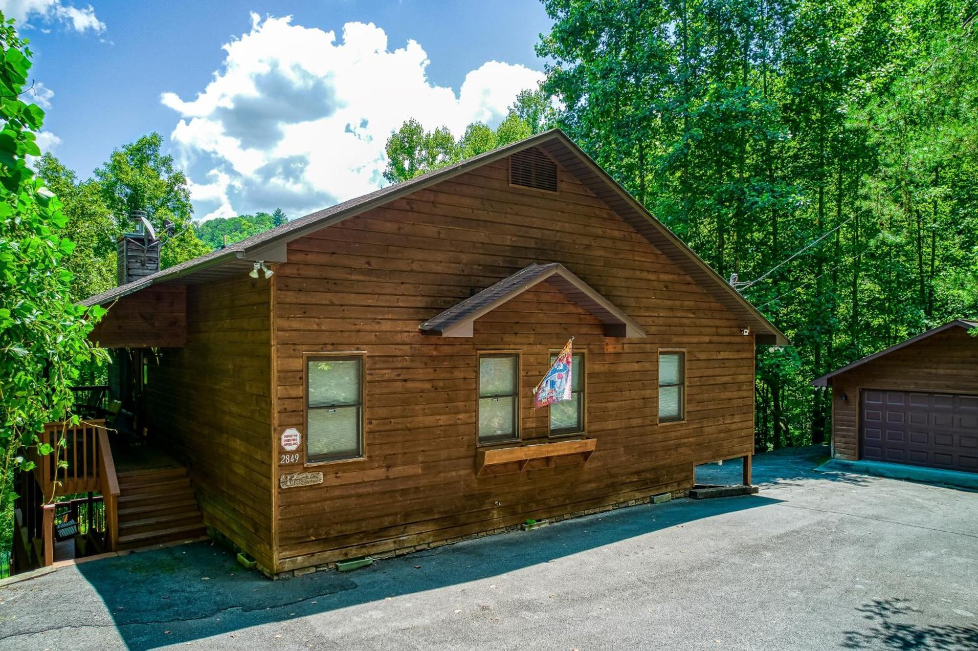 The Nuthouse Ii, Pool Table, Wifi, 1089 Free Tickets Each Paid Day, Dollywood And More Sevierville Eksteriør billede